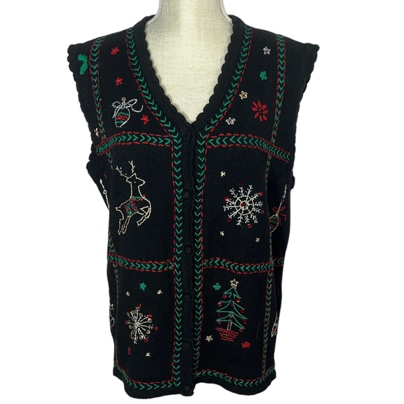 “Draper’s & Damon’s Christmas Vest - Picture 1 of 14